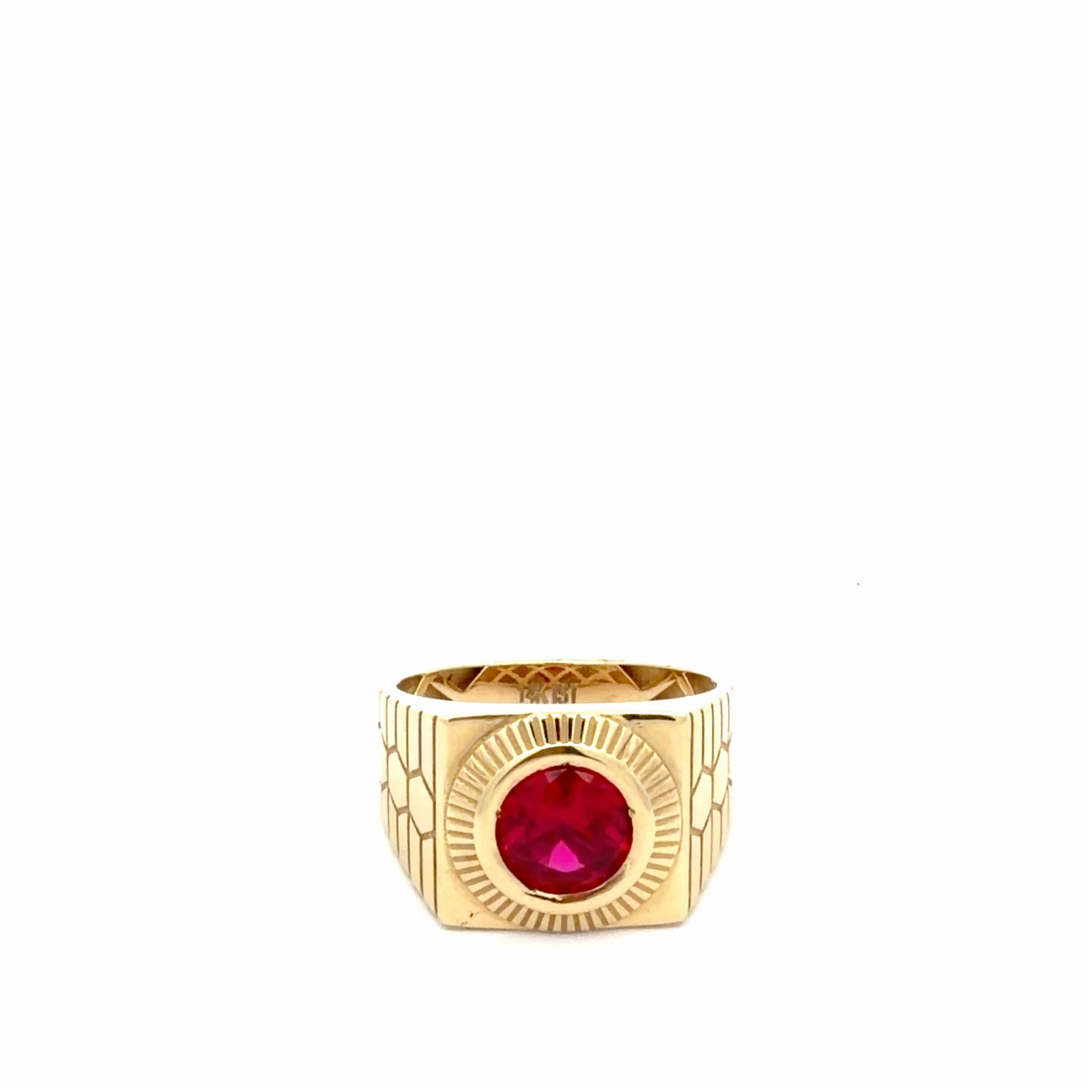 14k Yellow Gold Men's Fancy Ring With Red Stone Size 10" Weight 6.1gr