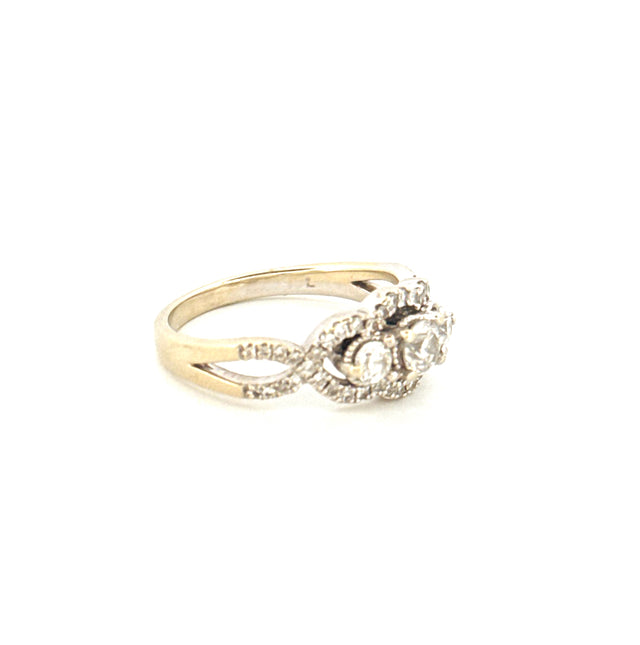 14k White Gold Women's Diamond Wedding Ring Size 7 Weight 3.7 gr