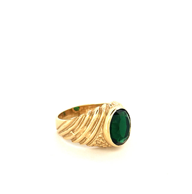 14k Yellow Gold Men's Ring With Oval Green Stone Size 8 1/2 Weight 10.4 gr