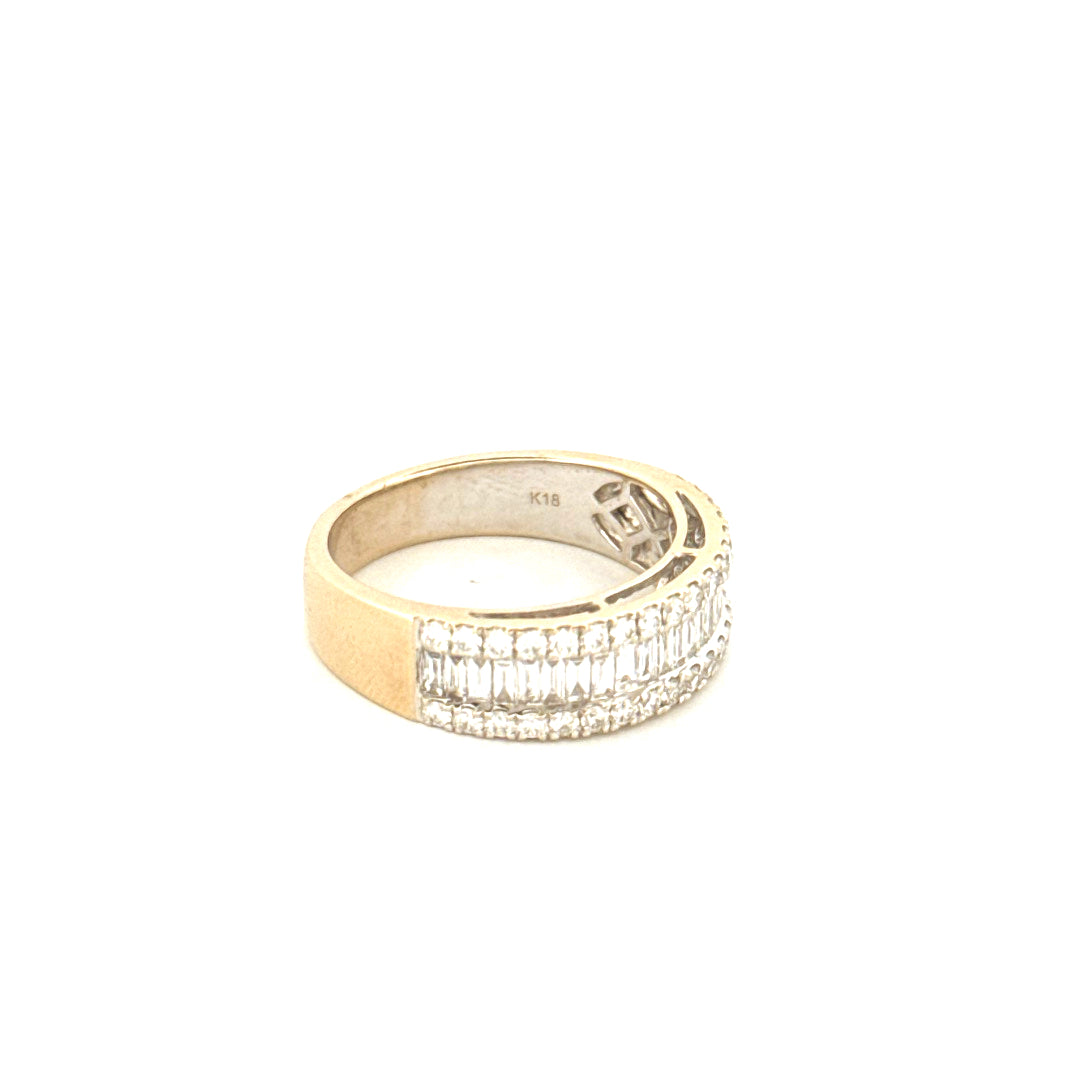 18k Two Tone Gold Diamond Wedding Ring Size 7 Weight 5.5 gr