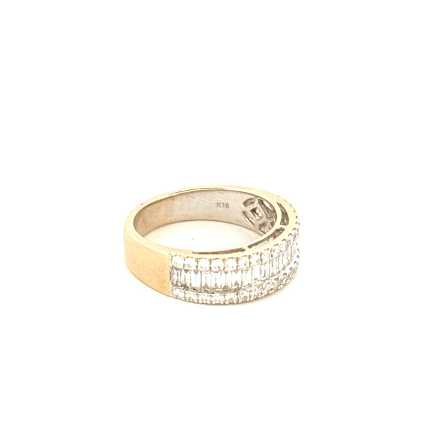 Anillo de boda de oro de dos tonos de 18k con diamantes, talla 7, peso 5,5 g