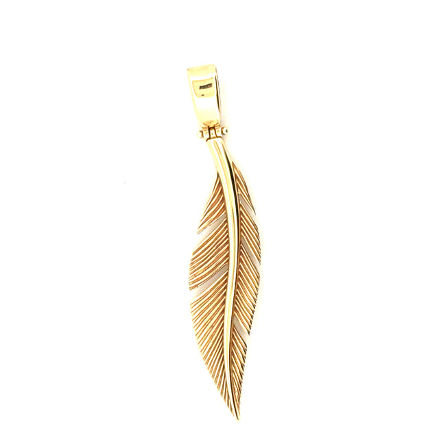 14k Yellow Gold Leaf Pendant Weight 3.8 gr