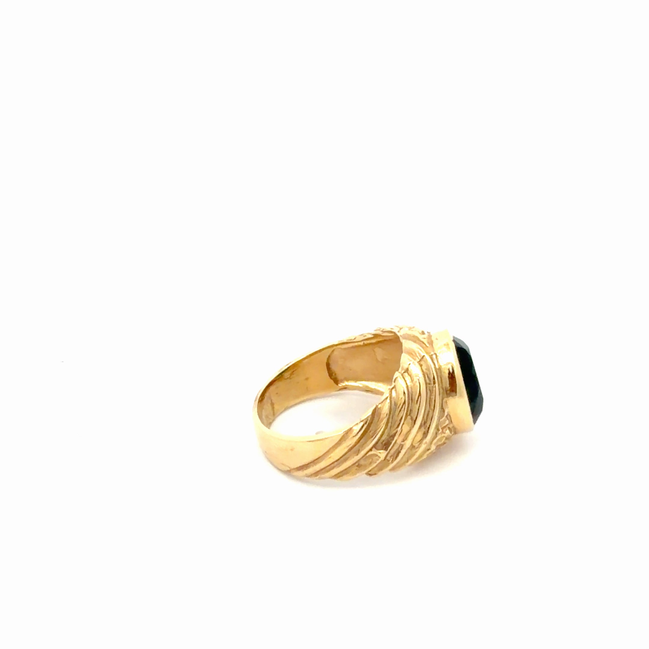 14k Yellow Gold Men's Ring With Oval Green Stone Size 8 1/2 Weight 10.4 gr