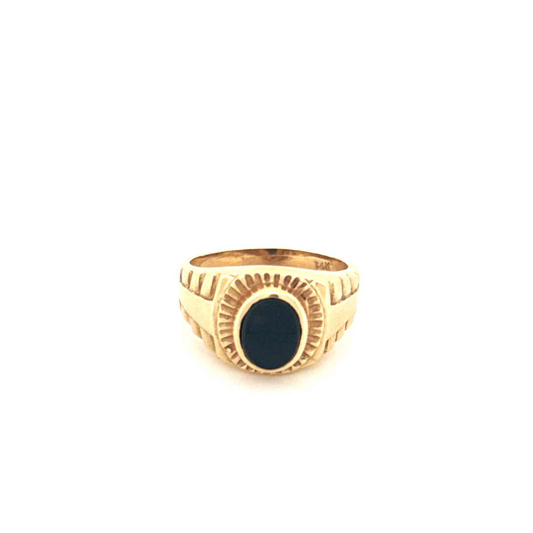 14K Yellow Gold Onyx Men's Ring Size 9  Weight 8.9 gr